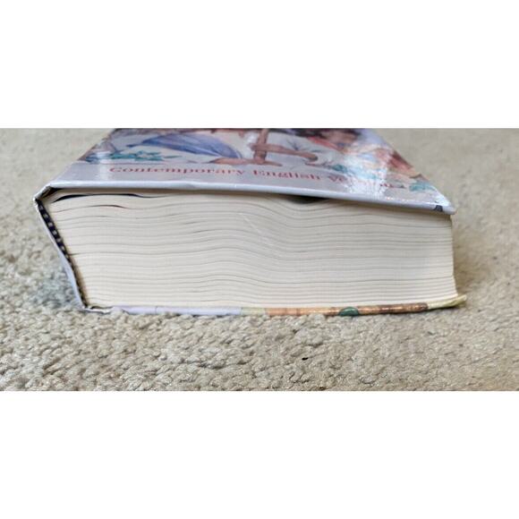 Holy Bible Children's Illustrated Edition Contemporary English Version- Used - Picture 4 of 8